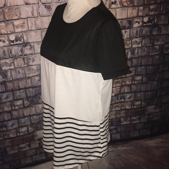 STRIPED & LACE BLACK & WHITE TUNIC TEE XL NWT - Picture 3 of 4